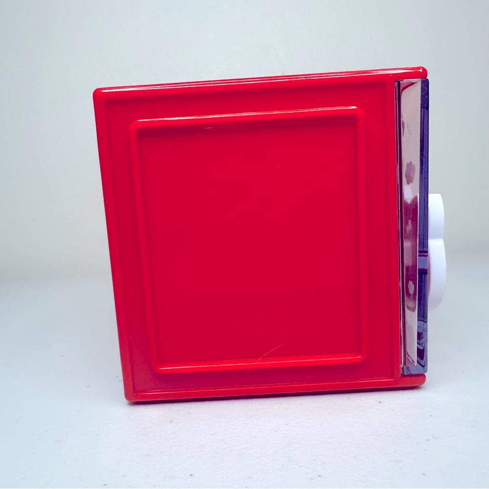 Hello Kitty Small Storage Container - Picture 4 of 5